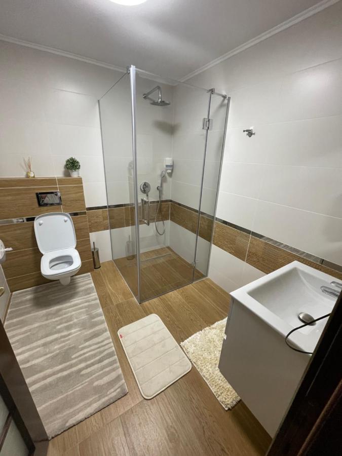 Pensiunea Alexolar New One Arada Exterior photo